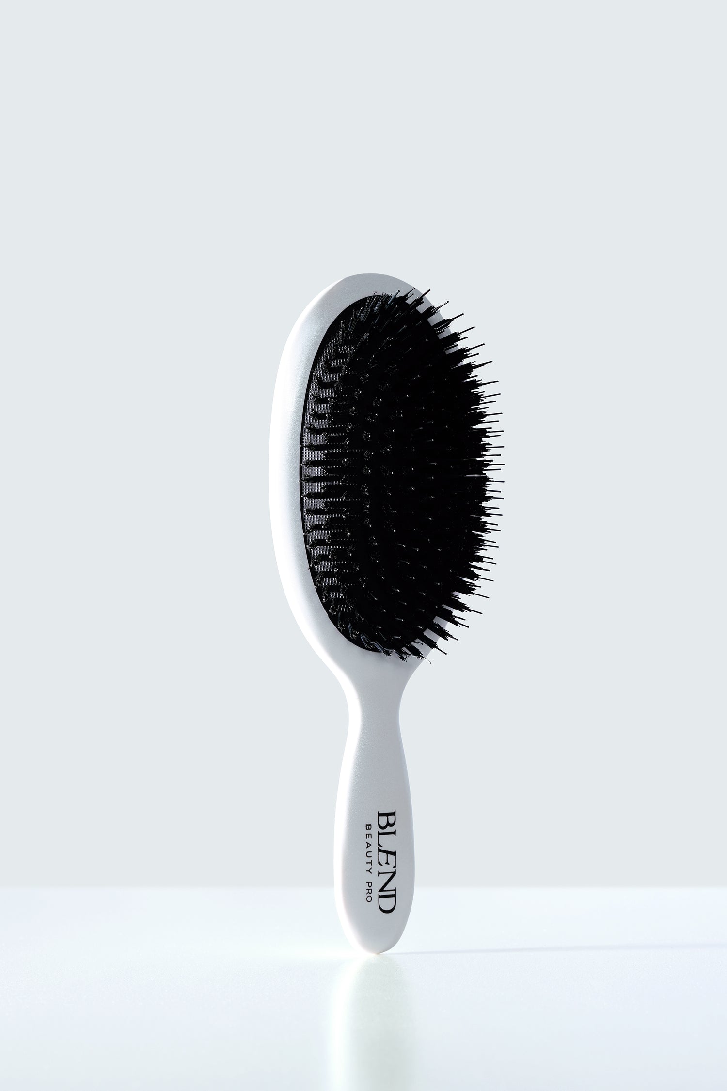 Blend Beauty Pro - Paddle Brush Nylon